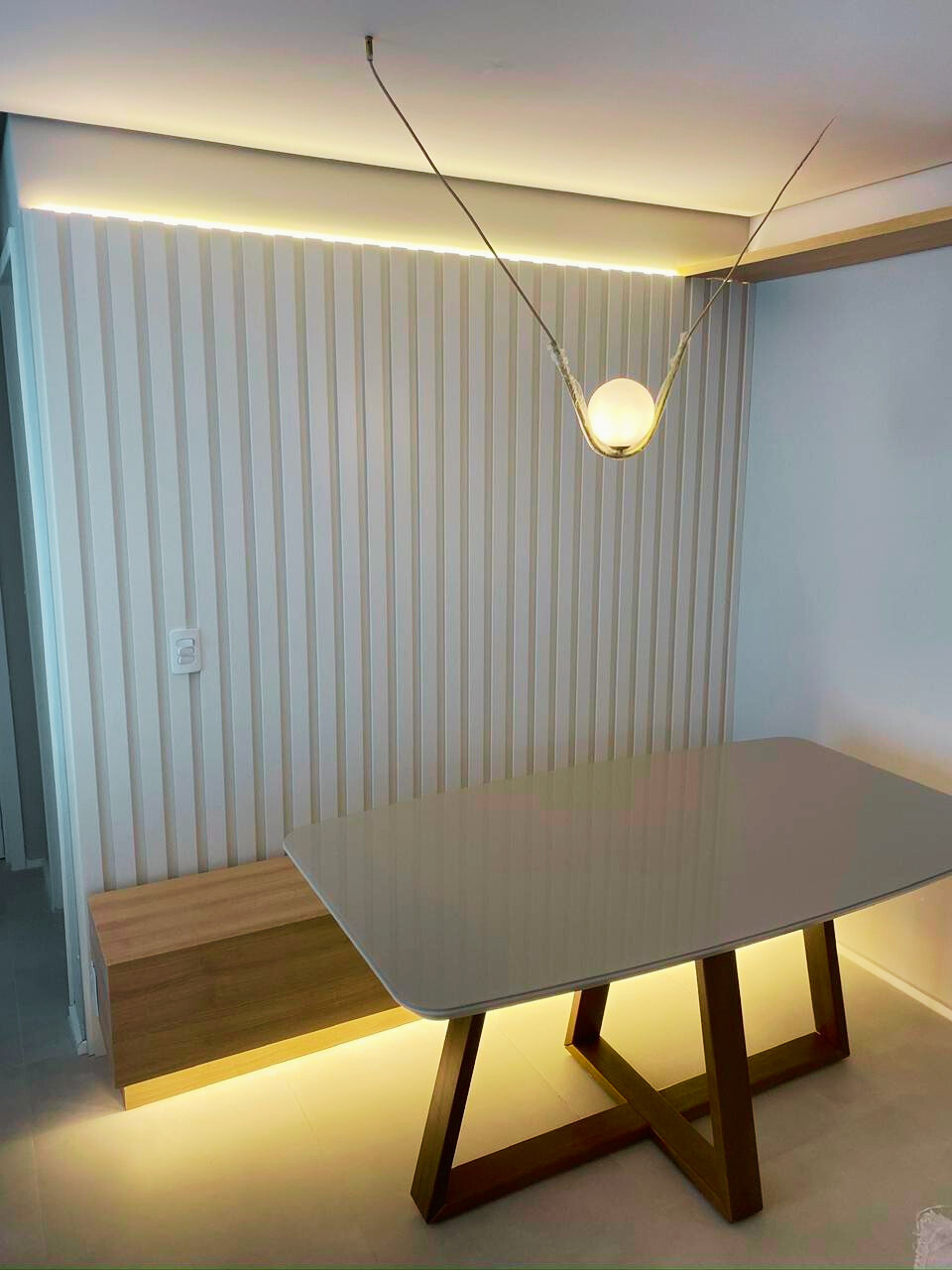 Painel ripado com iluminação em led